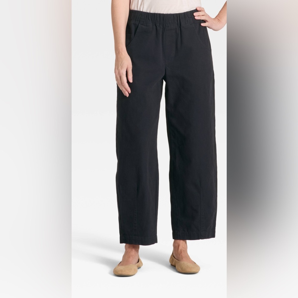 Women's Mid-Rise Barrel Leg Pull-On Pants - Black M